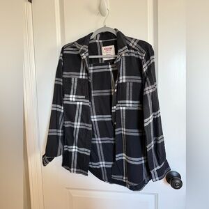 Mossimo Supply Co. Black and White flannel